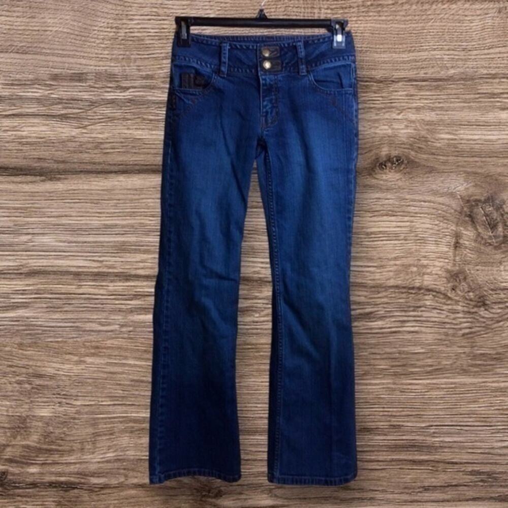 Cabi leather trim boot cut jeans. Size 2. Stretch.